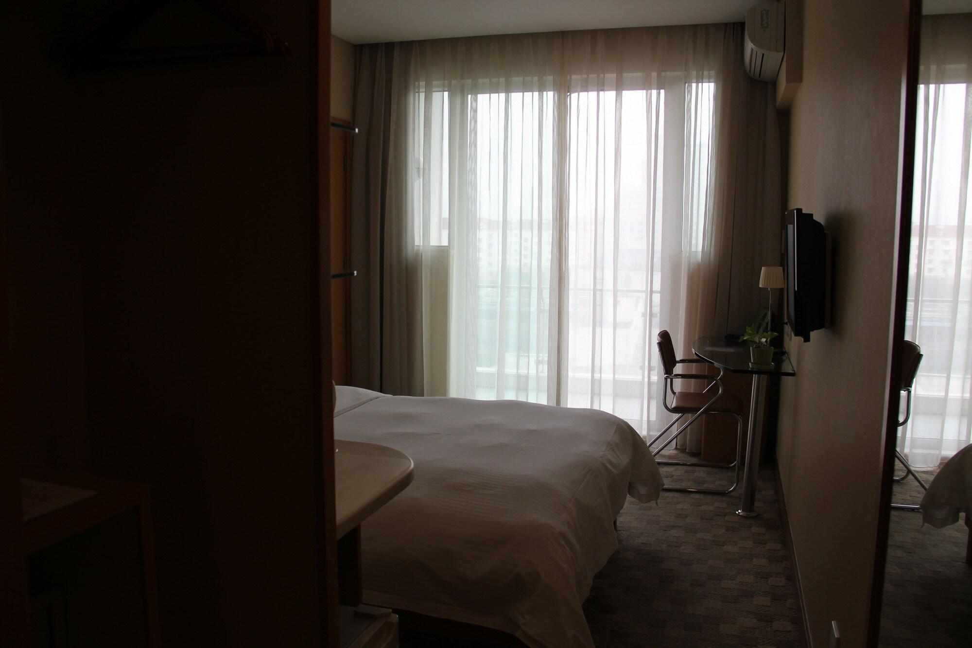 L'Otel Shanghaj Zewnętrze zdjęcie