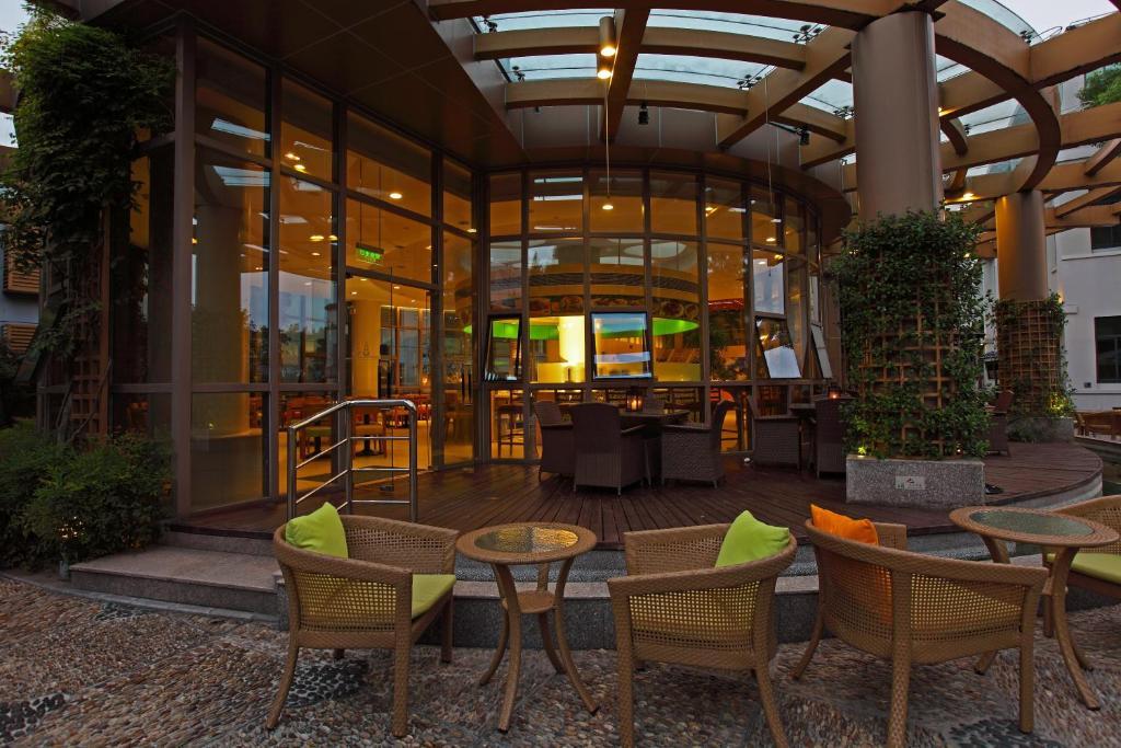 L'Otel Shanghaj Zewnętrze zdjęcie